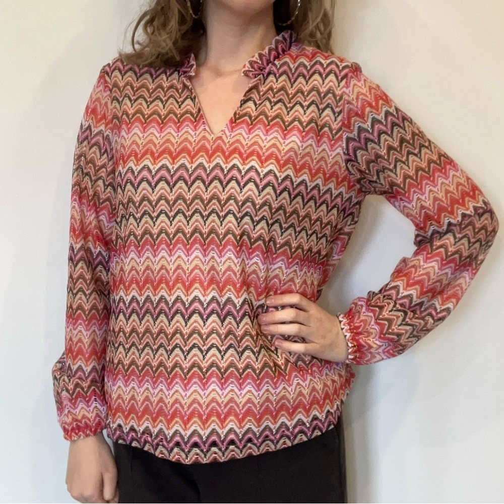 NWT CREAM Zigzag Patterned Blouse in size 36 small